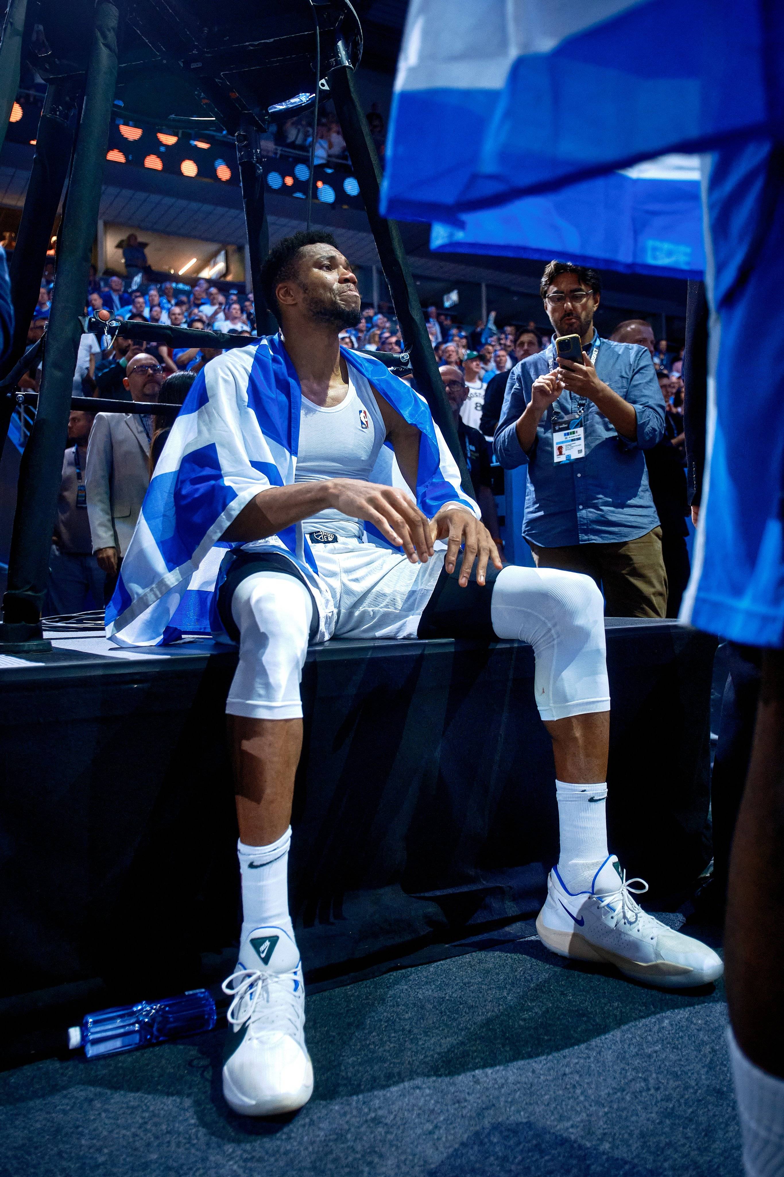 开云-英超赛程吃紧；布鲁克林篮网今晚篮板制胜；气氛紧张；更衣室氛围转暖的简单介绍